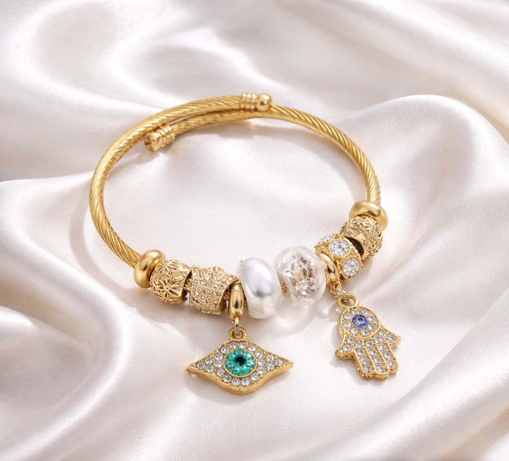 Bracelet with Diamond Key Pendant Crystal Beads
