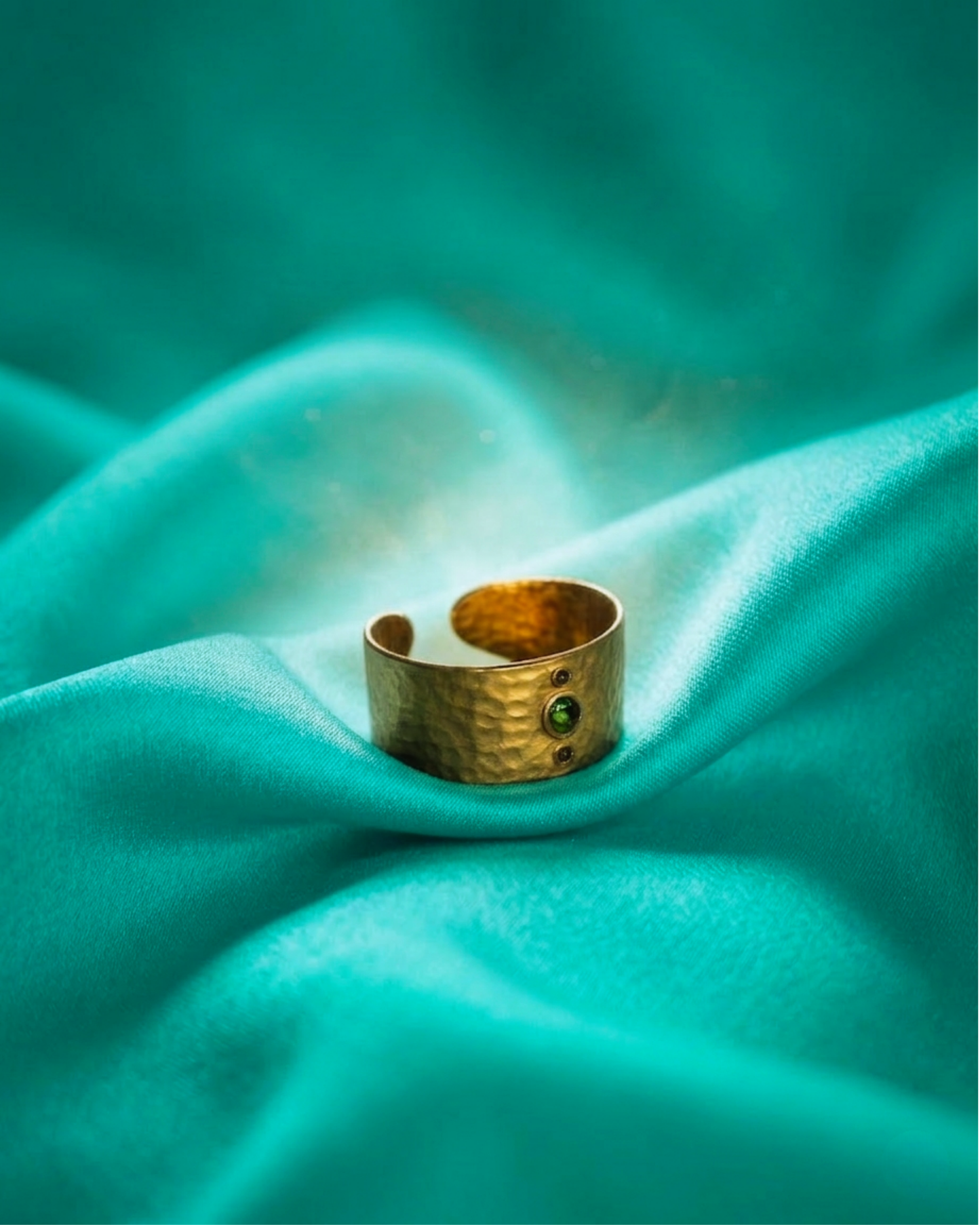 Wide Gold Ring with Emerald